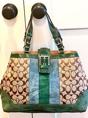 RARE!!! Beautiful Vintage COACH Signature Suede Leather Satchel